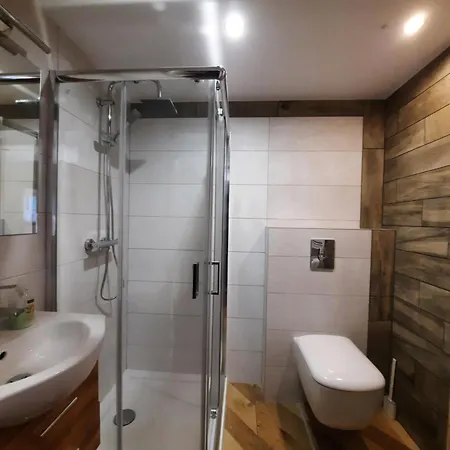 Goscina U Kowala Farma *